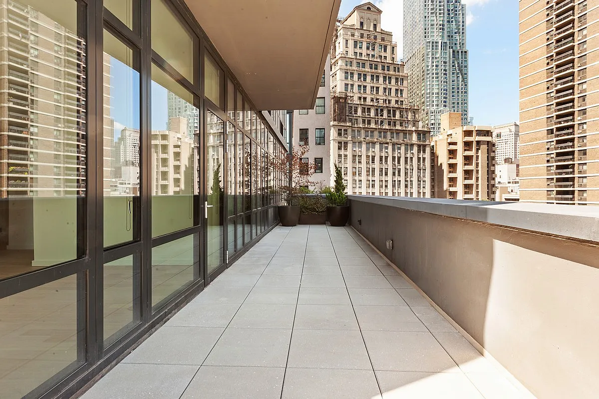 29 Cliff Street — Photo 2