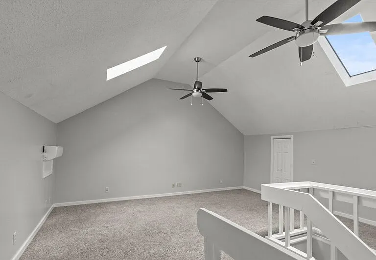 429 Russell St NE — Photo 21