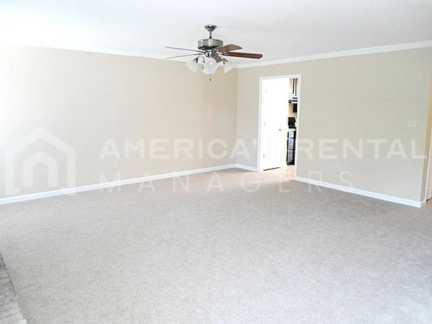 Wonderful End Unit Town Home In Gardendale, al. Deposit Pending! — Photo 3