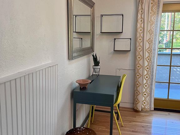 4th image of 124 N Canyon Rd