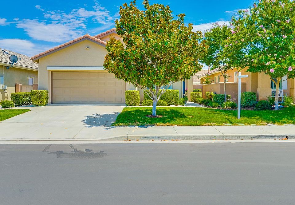 1st image of 28235 Meadowsweet Dr