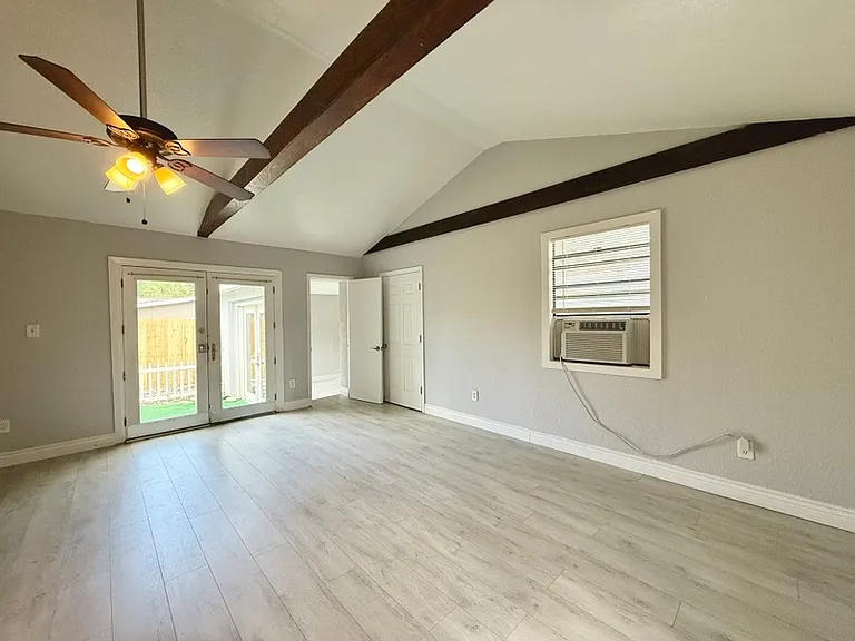 1436 San Juan Ct #B — Photo 11