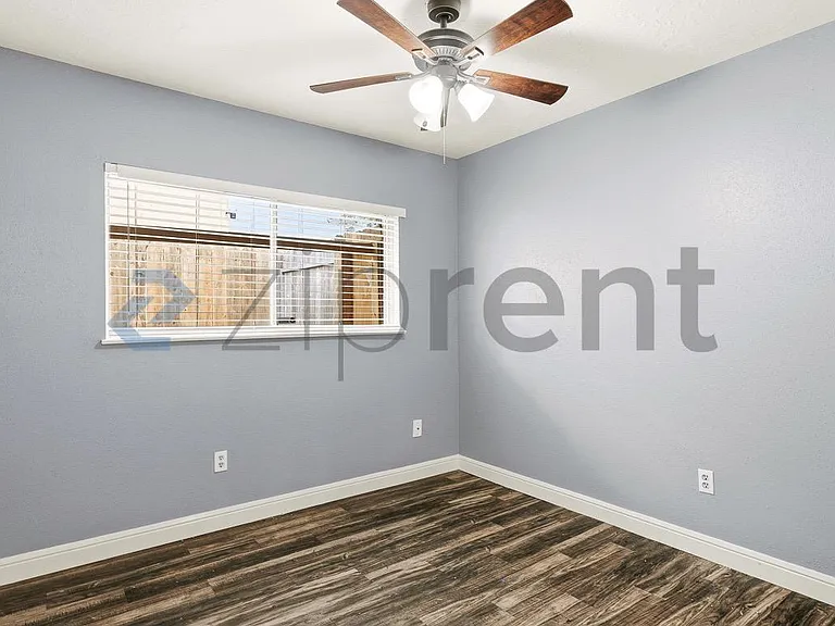 10914 Clear Fork Dr — Photo 18