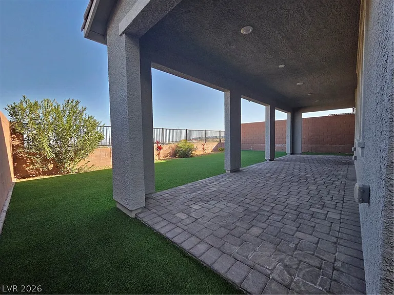 5644 Hill Spire St — Photo 31