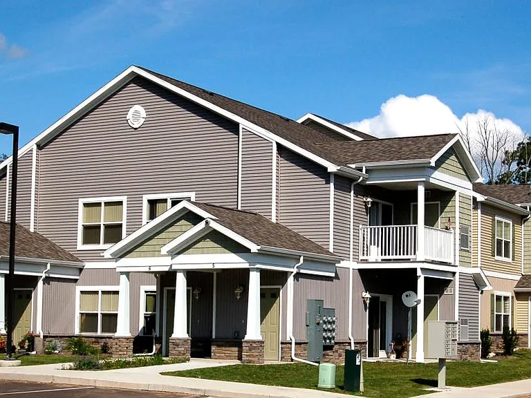 Beeline Apartments