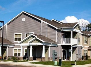 306 Beeline Rd, Holland, MI 49424