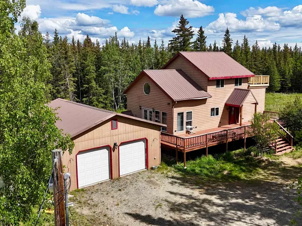 5645 Cottonwood Dr, Delta Junction, AK 99737