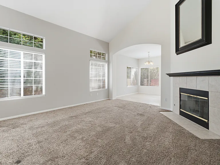 4659 Crawford Ct — Photo 5