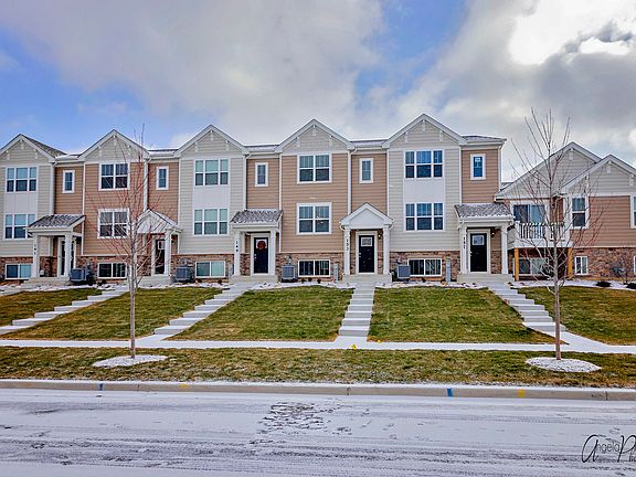2nd image of 145 Goldenrod Dr