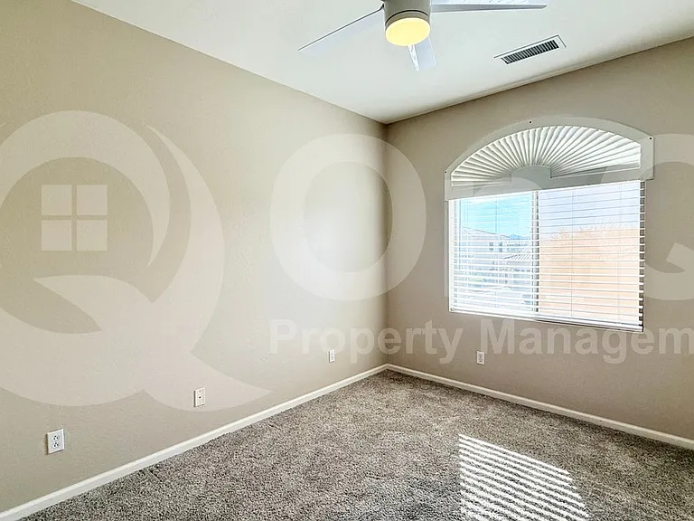 18446 E Peachtree Blvd — Photo 25