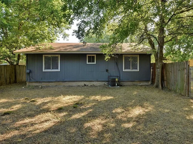 2311 Teri Rd #B — Photo 22