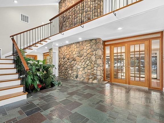 5th image of 53 Birch Hill Rd