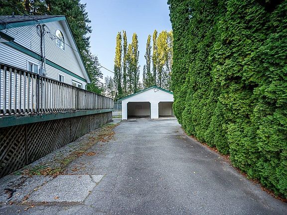 5th image of 23523 47th Ave