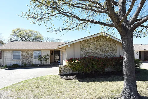 8945 Flicker Ln Photo 1