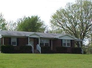 4589 Leipers Creek Rd, Williamsport, TN 38487