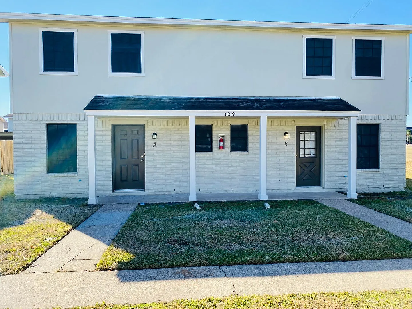 6017B Bedford, Beaumont, TX 77708 — Photo 1
