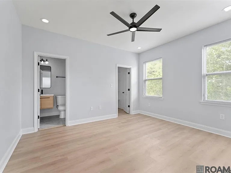 1714 Tricou St — Photo 5