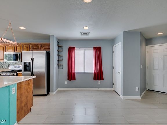 5th image of 9476 Milkweed Canyon Ave