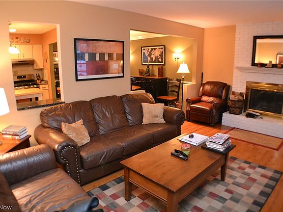 3rd image of 22258 Jonathan Dr