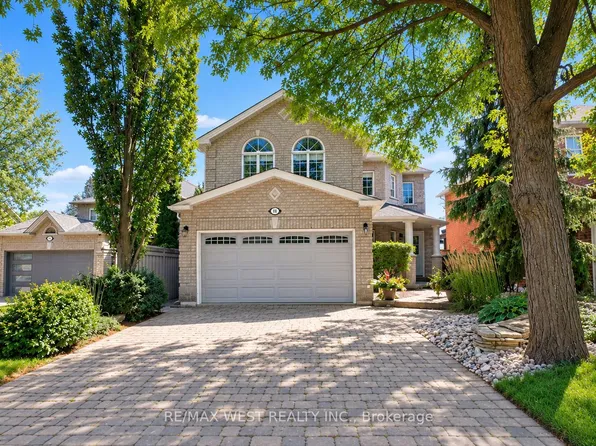 303 Tupper Blvd, New Tecumseth, ON L9R 1Z6