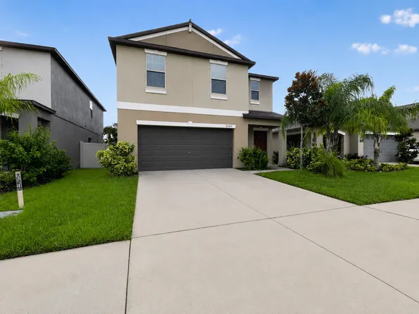 5205 Dandelion St, Apollo Beach, FL 33572