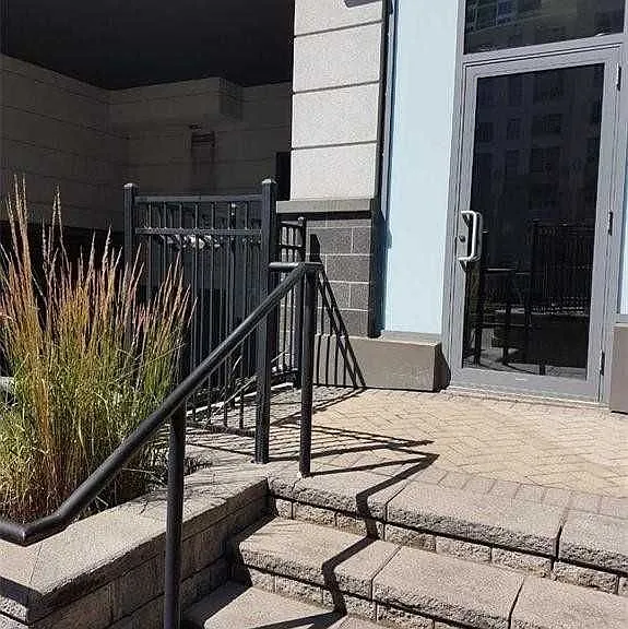 17 Kenaston Gdns #404 — Photo 7