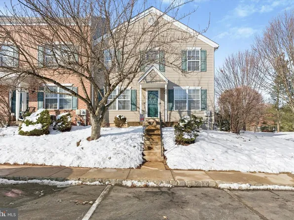 104 Providence Ct, Harleysville, PA 19438