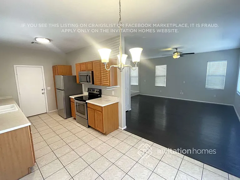4013 W Pollack St — Photo 5