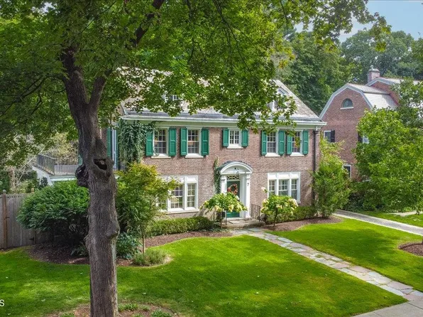 7 Westover Road, Troy, NY 12180