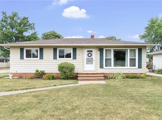 11822 Ronald Dr, Parma, OH