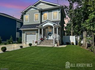 19 Clinton Ave, Springfield, NJ 07081