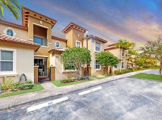 2939 Hope Valley St APT 303, Royal Palm Beach, FL 33411