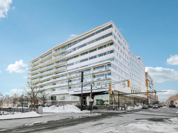 800 Avenue At Port Imperial image 1 of 31