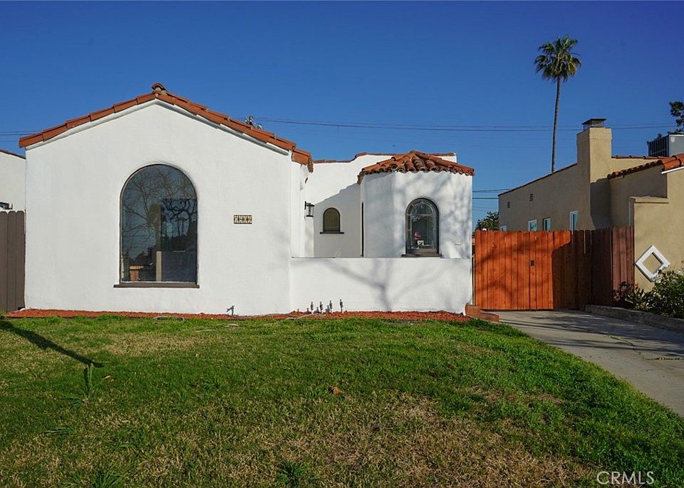 1st image of 7806 S Denker Ave