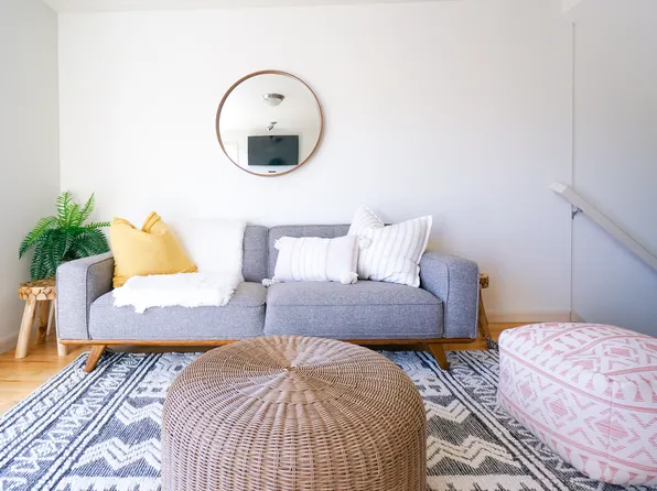 1018 Taylor Ave N APT C, Seattle, WA 98109