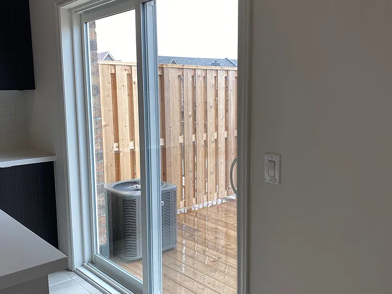 50 Edinburgh Dr #19 — Photo 9