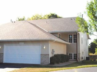 2713 Parkhaven Ct N, Brooklyn Park, MN 55444