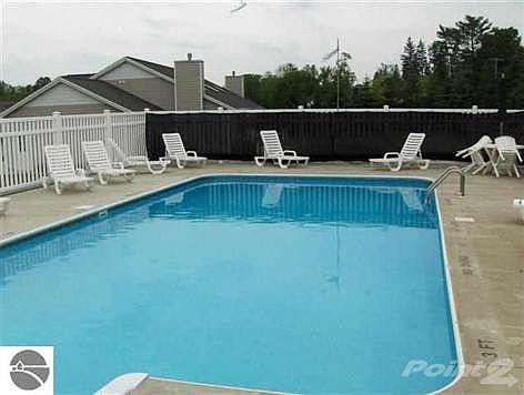 2nd image of 2801 W Shore Dr