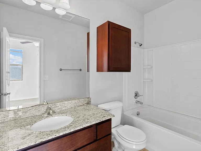 475 S Fretz Ave — Photo 25