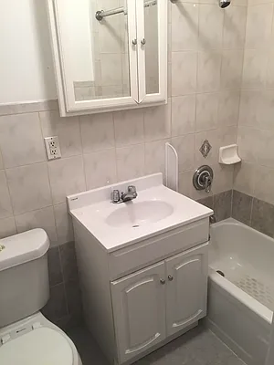 Rented by Proper Real Estate, LLC | media 21