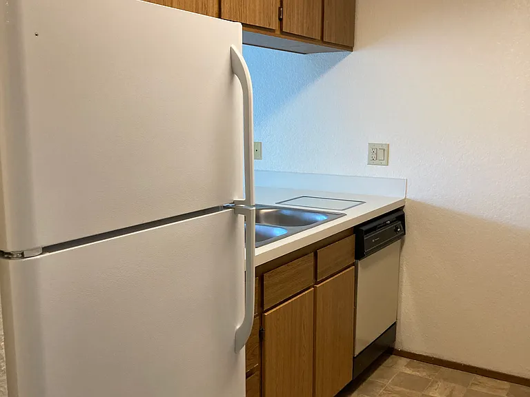 Madronas Apartments — Photo 18