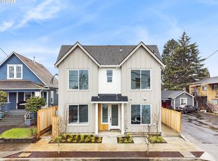 5520 SE Center St #7, Portland, OR