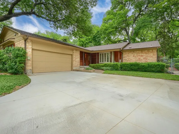 8226 Hunnicut Rd, Dallas, TX 75228