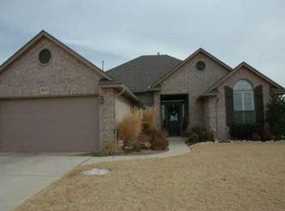 2900 Longmeadow Rd, Edmond, OK 73003