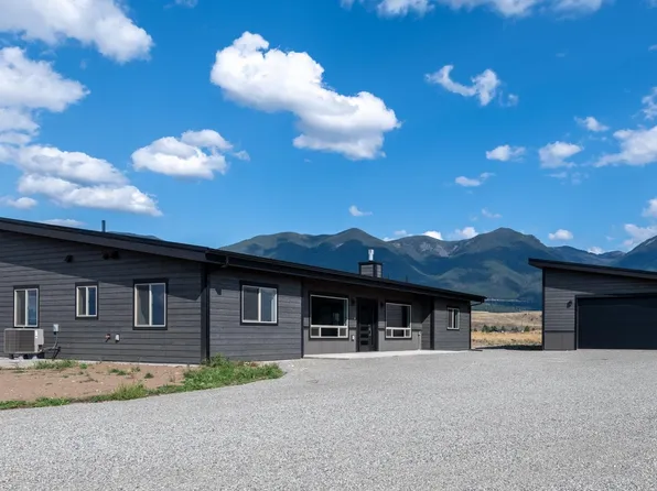 1135 Velvet Grv, Eureka, MT 59917