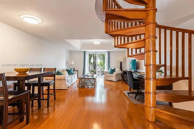 635 Euclid Ave #225 — Photo 5