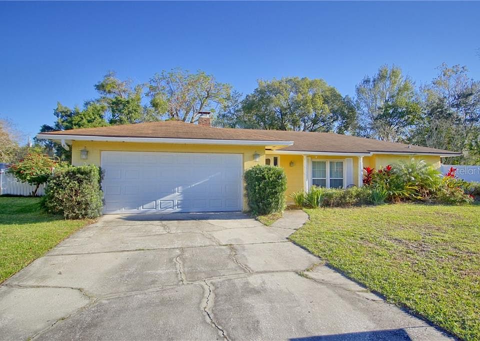 1st image of 3125 Lakemar Ln