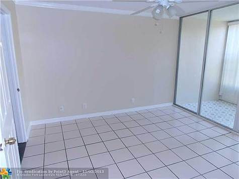 5th image of 9481 Evergreen Pl APT 205
