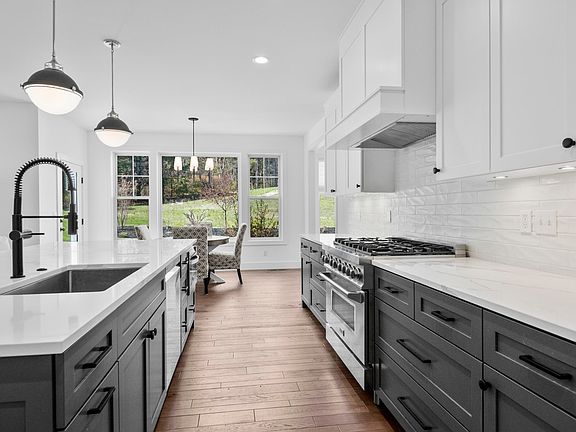 4th image of 91 Vineyard Ridge Dr #13