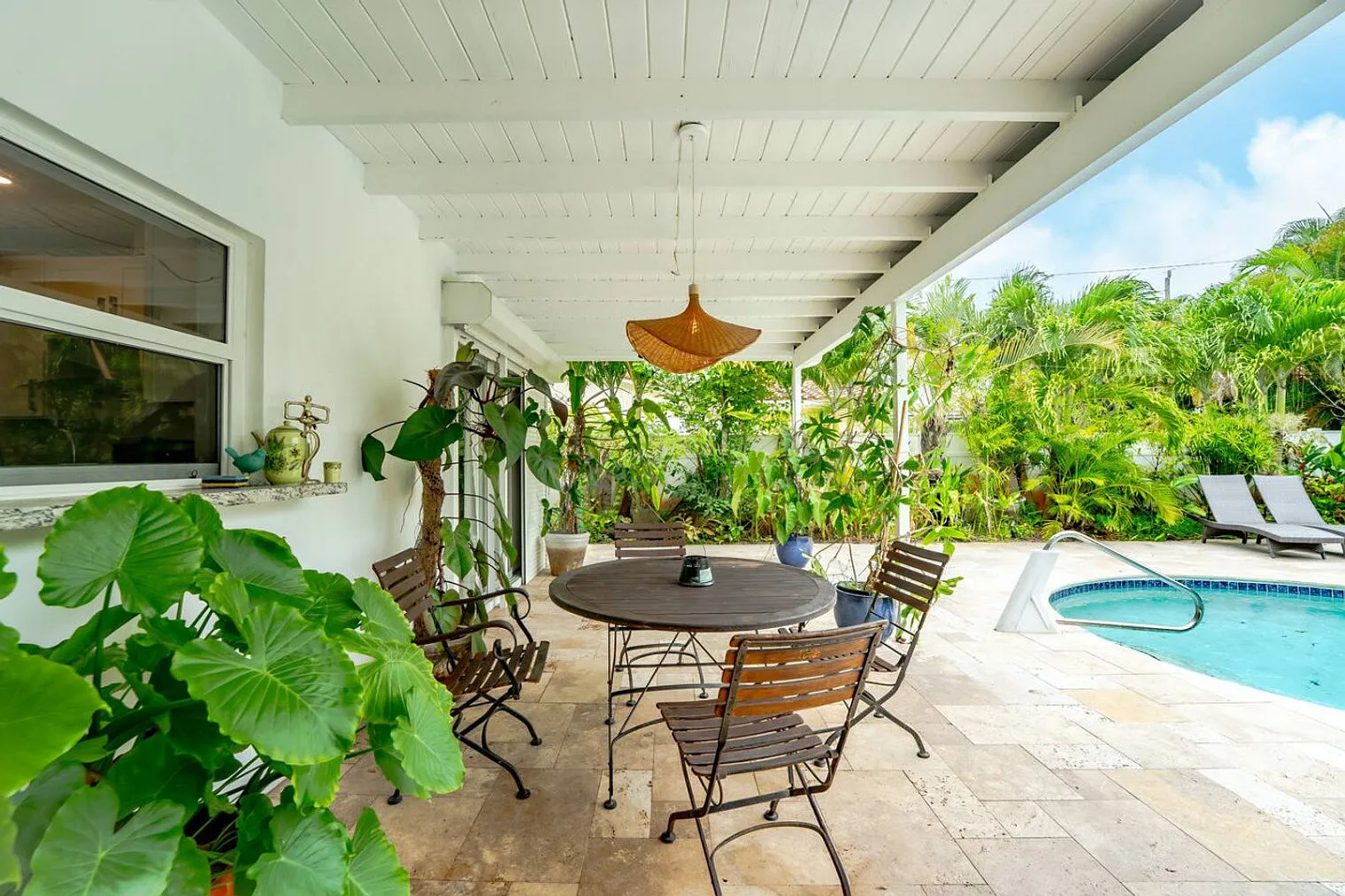 4 bed, 2.0 bath, $11,255 — Photo 3